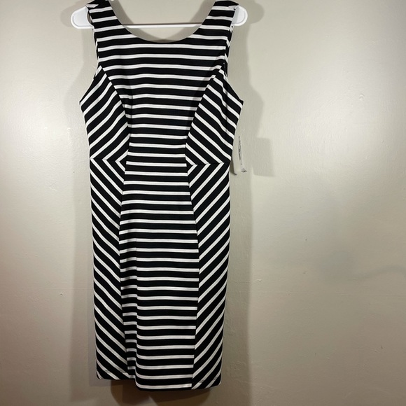 New Black & Off White Striped Bisou Bisou dress - Picture 1 of 7